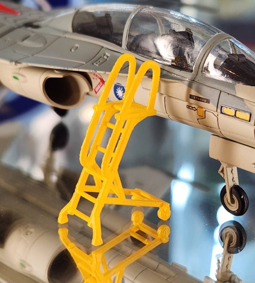 空軍F-104/經國號/勇鷹教練機 戰鬥機1/72模型