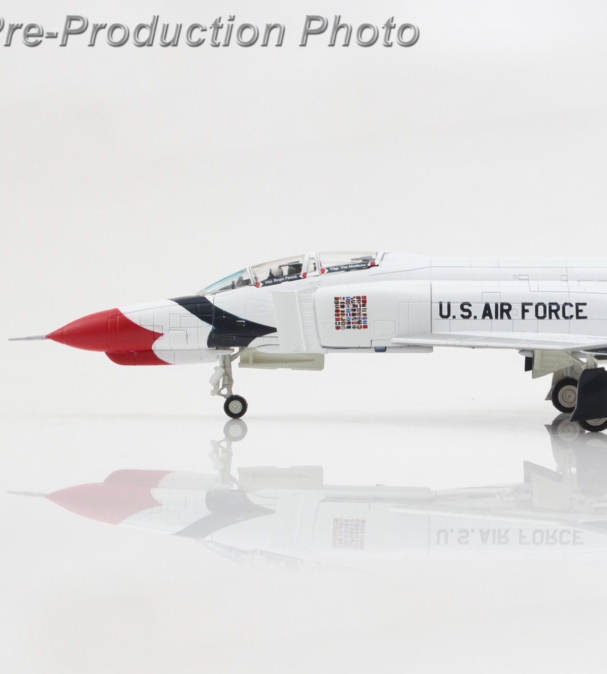 HA19083美國空軍雷鳥特技小組1號機F-4E幽靈1973-74合金模型1/72成品HM