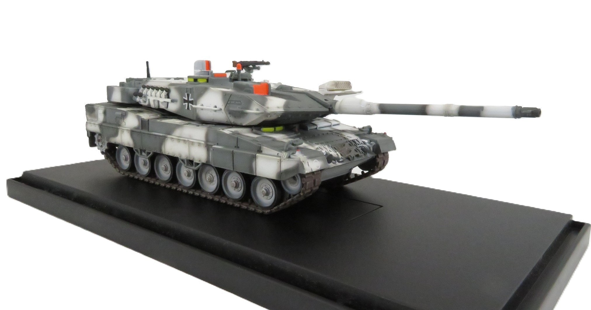 德國LEOPARD豹2A7坦克(冬季迷彩)12174PD