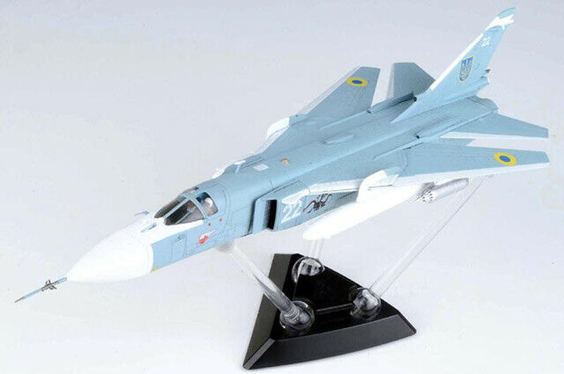 CA722403烏克蘭UKRAINE SUKHOI SU-24M FENCER白22成品1/72模型