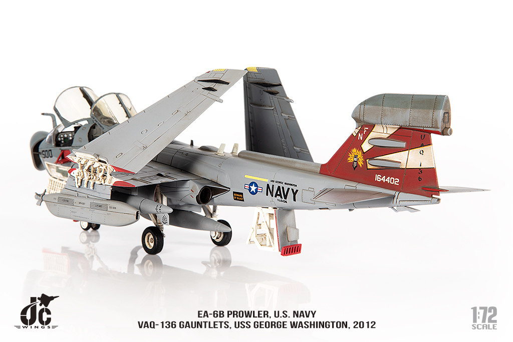 美國海軍EA-6B徘徊者Prowler電子戰機  VAQ-136鐵拳中隊 JCW-72-EA6B-007