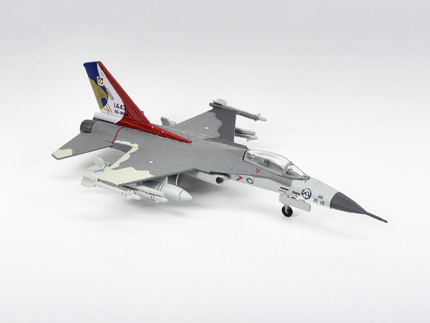 【軍事文創的優質品牌】臂章鑰匙圈HM模型｜鐵鳥迷航空文創館