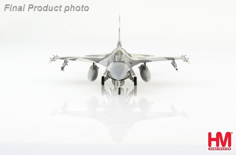 HA38004美軍F-16C第354聯隊AK第18假想敵中隊Red 90分裂迷彩合金模型