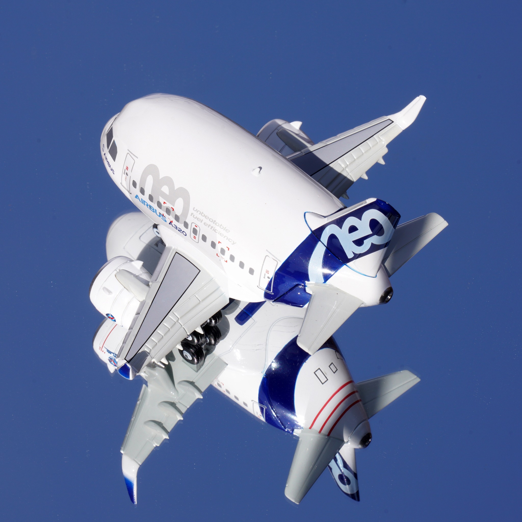 空中巴士AIRBUS A321neo Q版客機合金成品模型