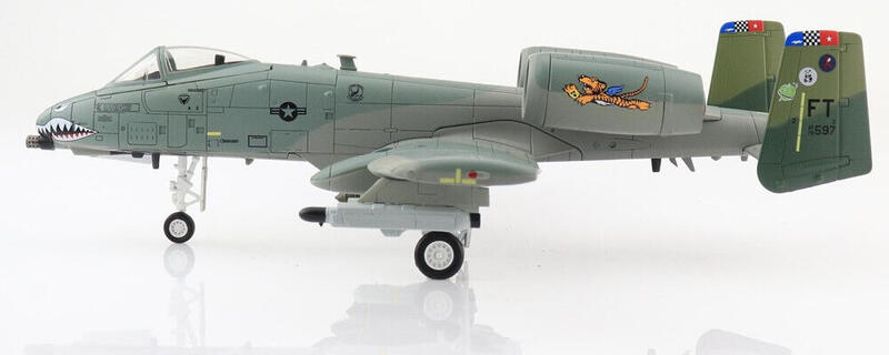 HA1333飛虎鯊魚嘴彩繪A-10C攻擊機第75中隊模型
