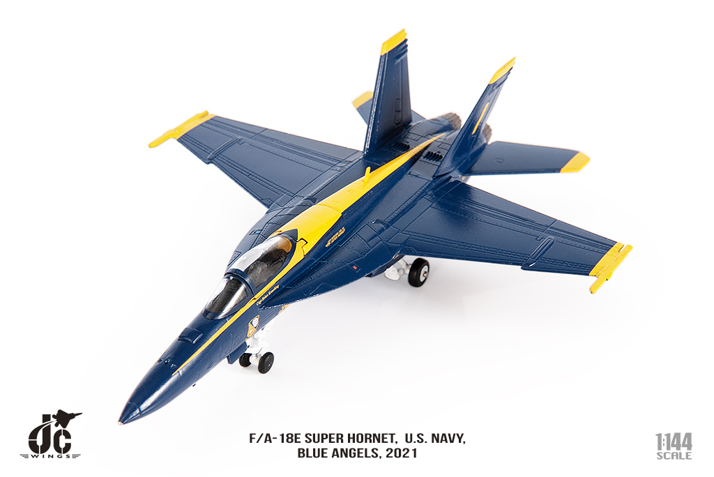 JCW-144-F18-004美國海軍藍天使表演隊1/144模型