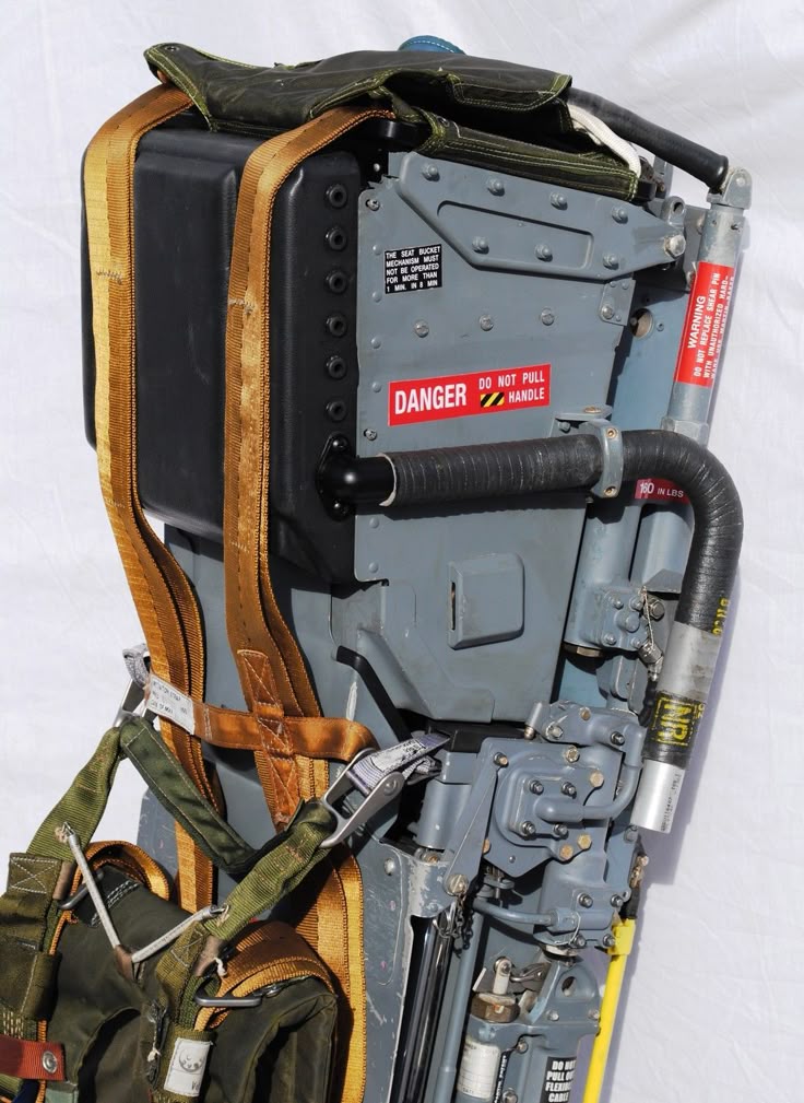 K0066戰機彈射座椅DANGER鑰匙圈