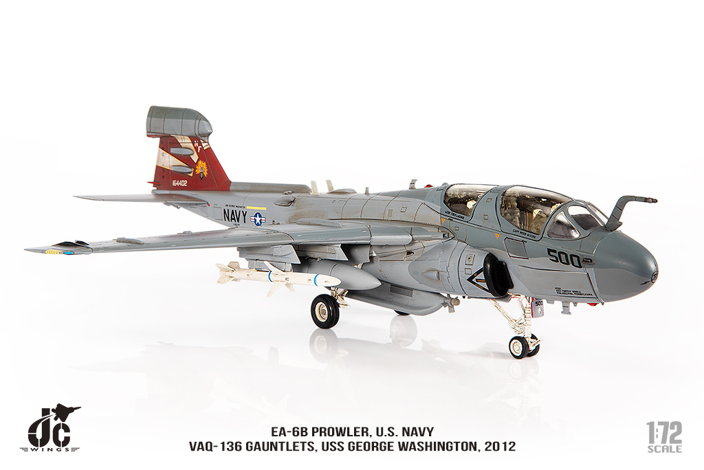 美國海軍EA-6B徘徊者Prowler電子戰機  VAQ-136鐵拳中隊 JCW-72-EA6B-007