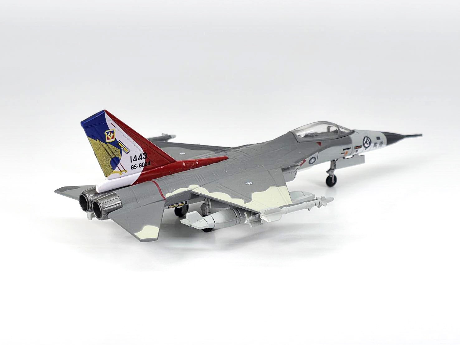 【軍事文創的優質品牌】臂章鑰匙圈HM模型｜鐵鳥迷航空文創館