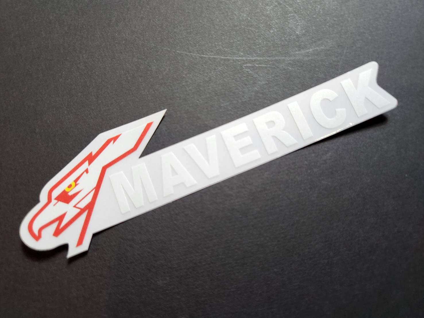 ST0048獨行俠MAVERICK呼號塑膠貼紙