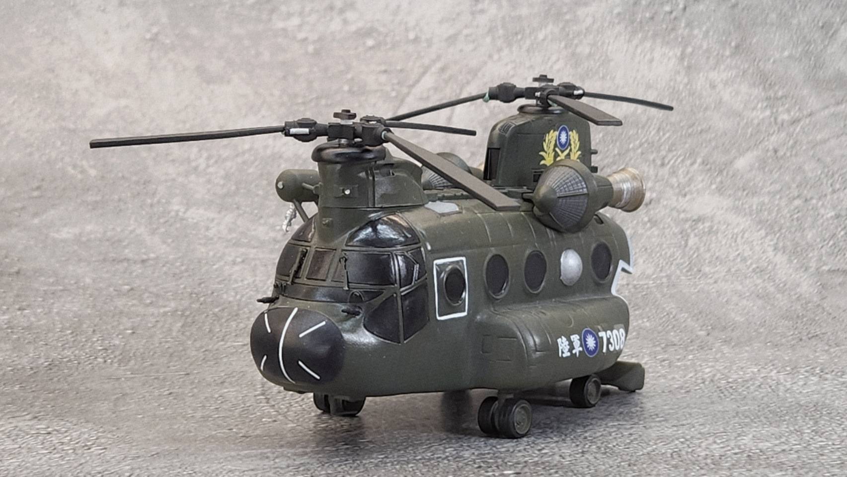 陸軍CH-47SD運輸直升機Q版樹脂模型材料包