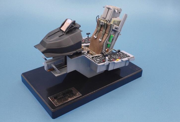 2990 F-16 戰機駕駛艙 1/12 ITALERI模型2990