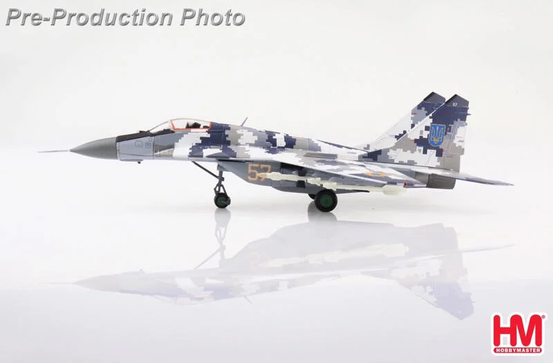 HA6518烏克蘭空軍MiG-29戰鬥機數位迷彩國徽彩繪模型