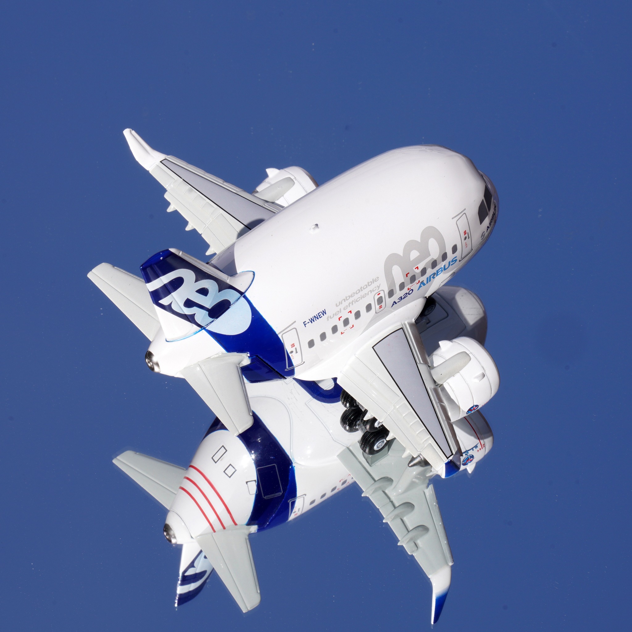 空中巴士AIRBUS A321neo Q版客機合金成品模型