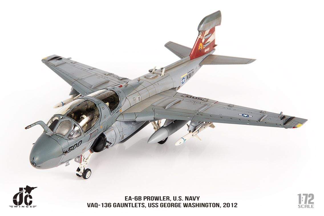 美國海軍EA-6B徘徊者Prowler電子戰機  VAQ-136鐵拳中隊 JCW-72-EA6B-007