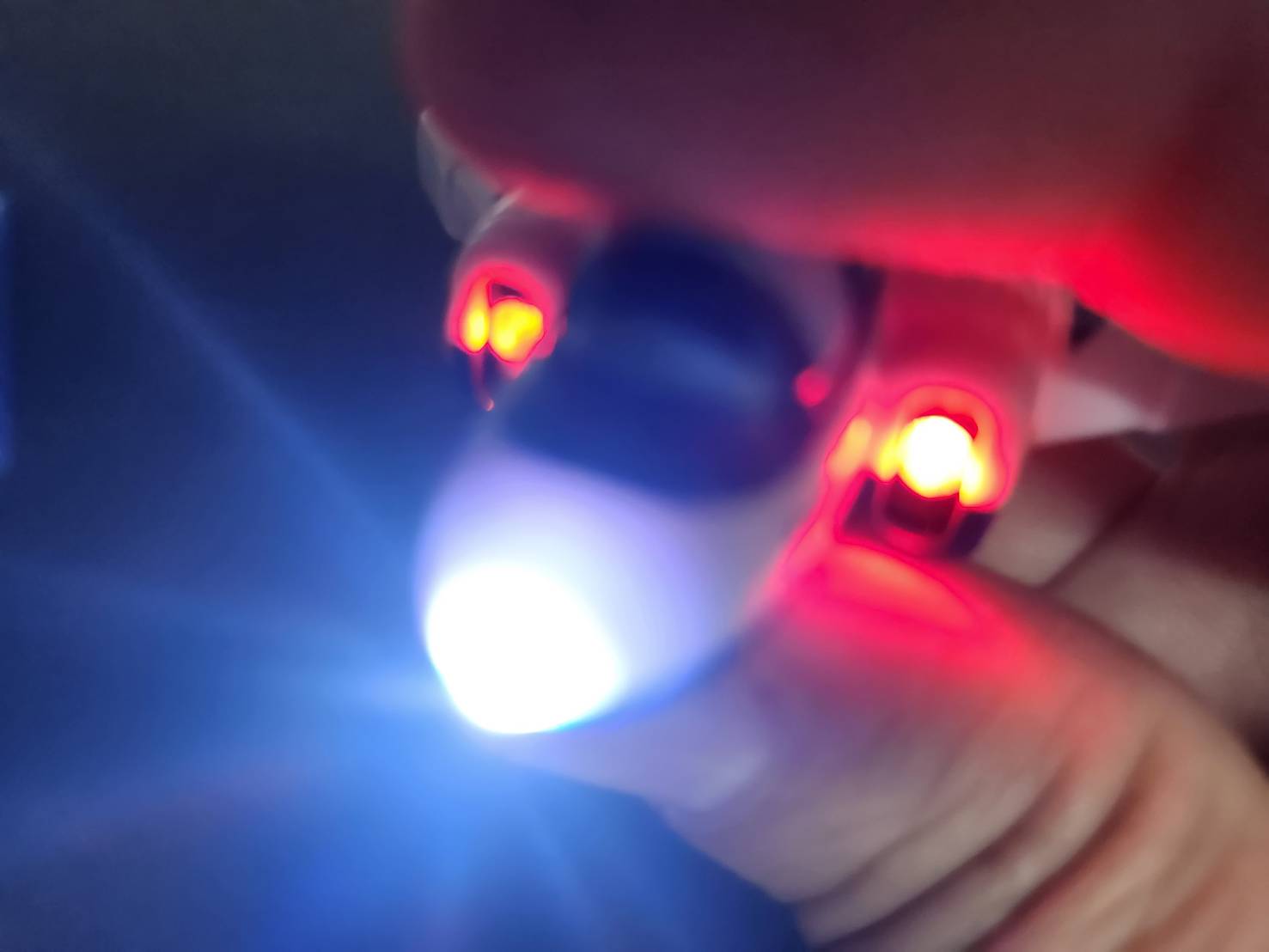 藍衝T-4造型手電筒鑰匙圈MZ630