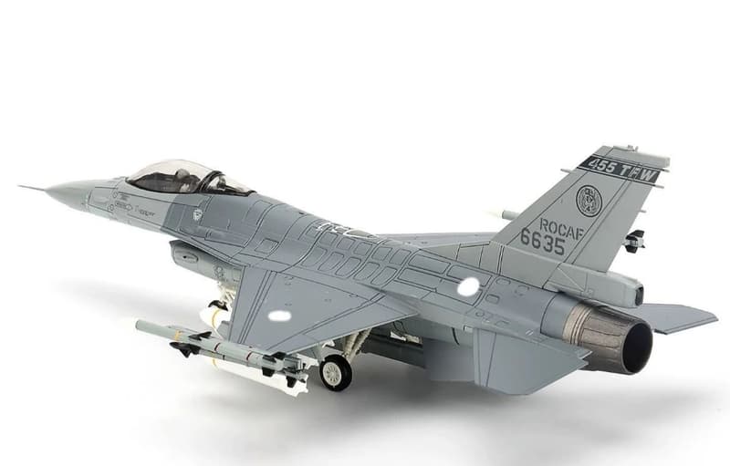 HA38059空軍F-16V第22隊 #6635特技機*送登機梯1/72合金成品模型HM