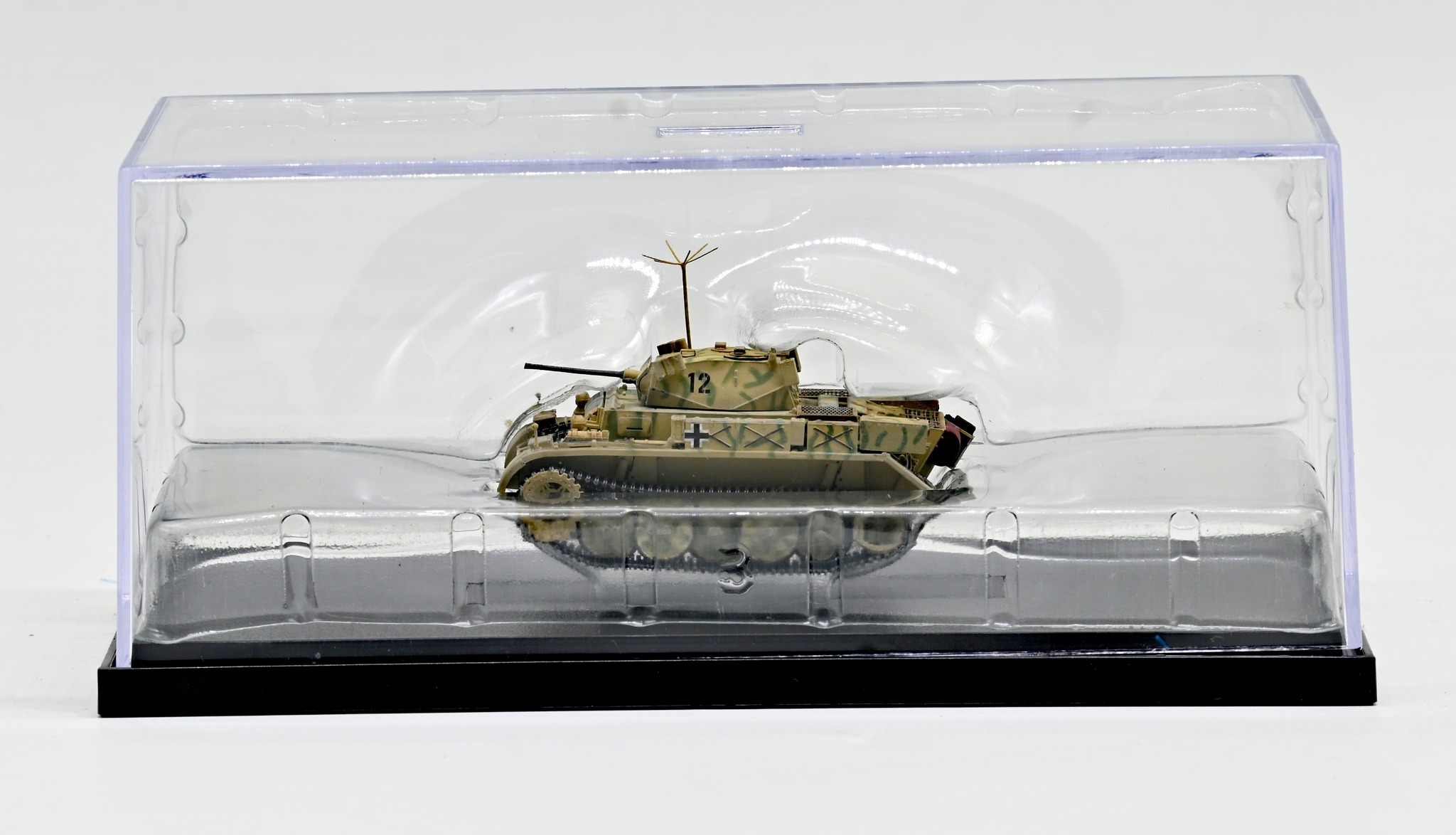 德國Pz.KPfw II Ausf.L山貓Luchs偵查坦克(車號14)