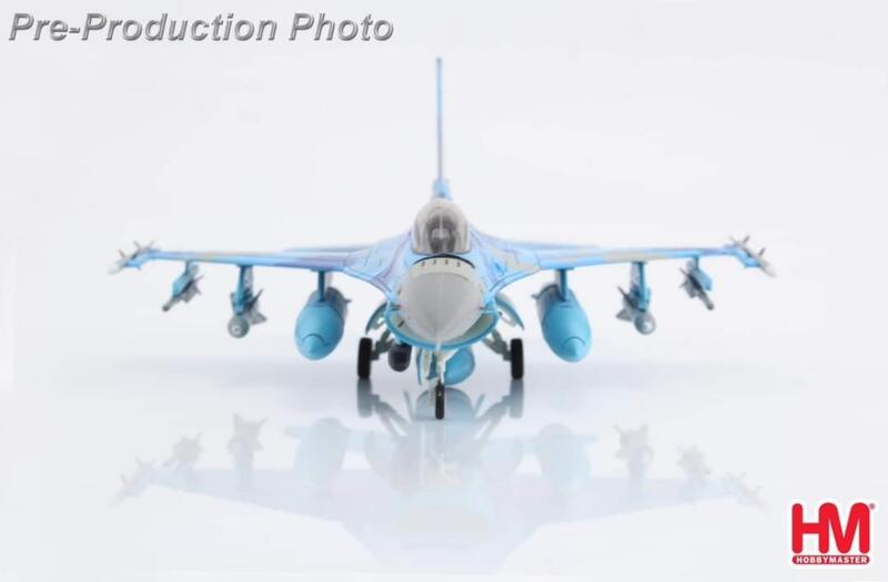 HA38028軍援烏克蘭F-16C #100數位迷彩1/72合金模型成品HM