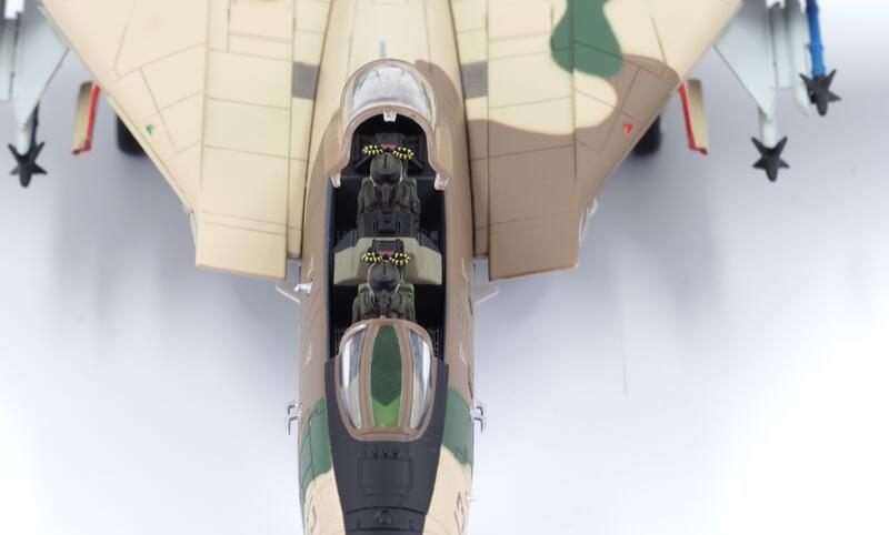 CA72TP05 美國F-14A Topgu戰鬥機沙漠迷彩 模型1/72成品