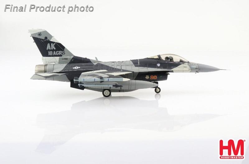HA38004美軍F-16C第354聯隊AK第18假想敵中隊Red 90分裂迷彩合金模型