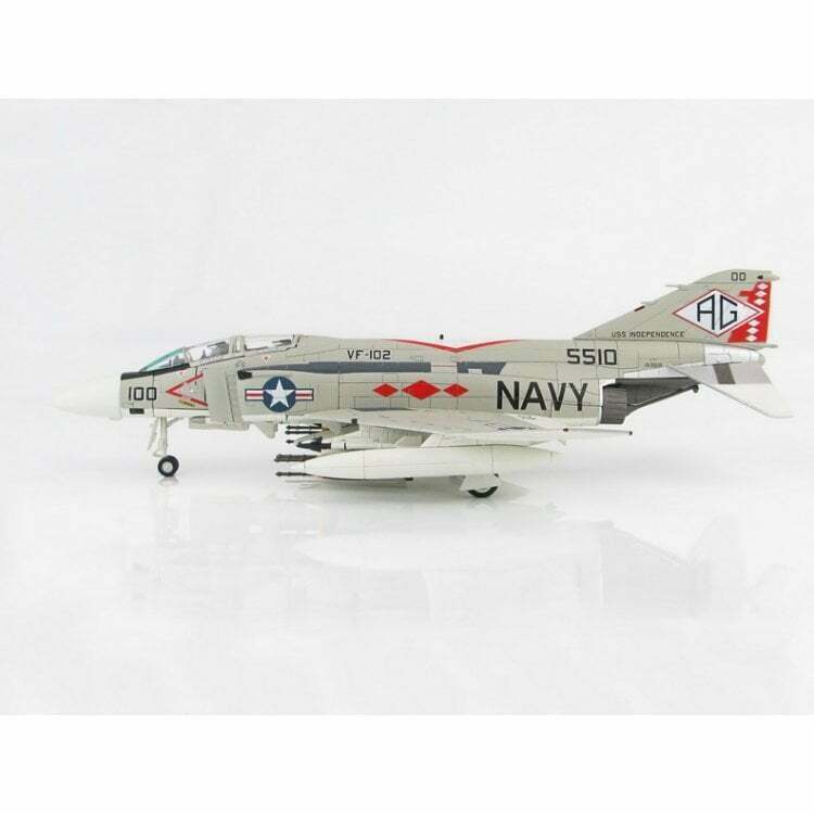 HA19006美軍VF-102鑽石蛇 F-4J 幽靈 II獨立號CV-6模型