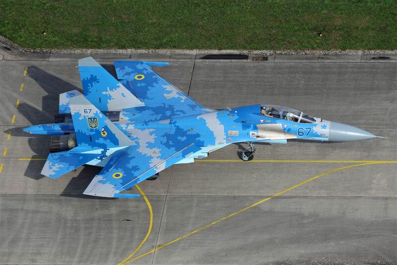 烏克蘭空軍SU-27UB第831戰術航空旅2017年模型1/72成品JCW-72-SU27-012