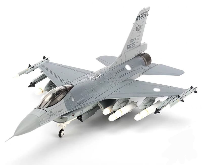 HA38059空軍F-16V第22隊 #6635特技機*送登機梯1/72合金成品模型HM