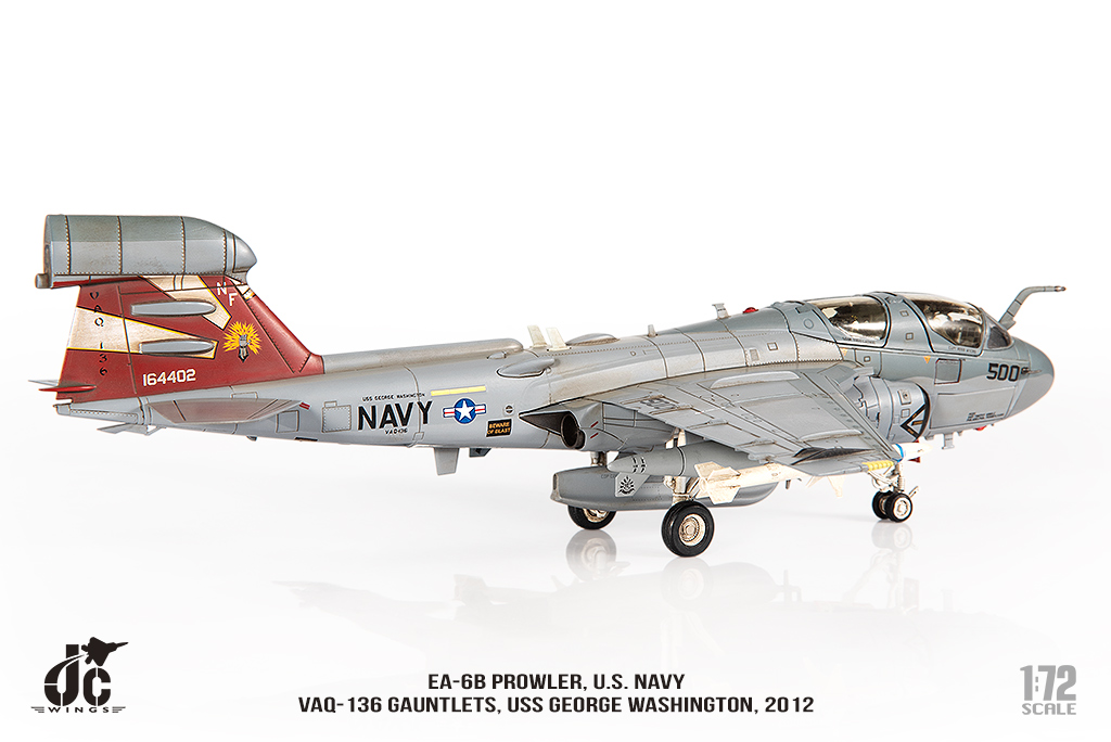 美國海軍EA-6B徘徊者Prowler電子戰機  VAQ-136鐵拳中隊 JCW-72-EA6B-007