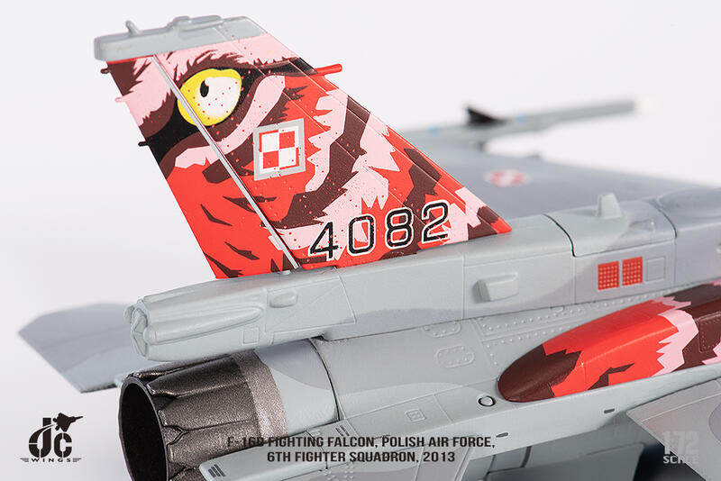 JCW-72-F16-017 波蘭空軍F-16D戰鬥機第6中隊2013老虎會模型