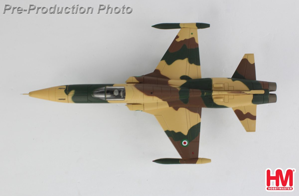 HA33006伊朗RF-5A自由戰士 偵察機IIAF編號2-414，1968年1/72合金成品模型HM