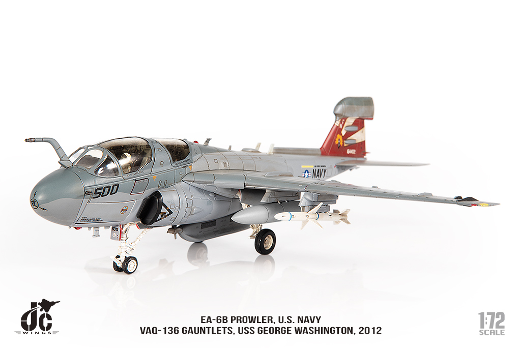 美國海軍EA-6B徘徊者Prowler電子戰機  VAQ-136鐵拳中隊 JCW-72-EA6B-007