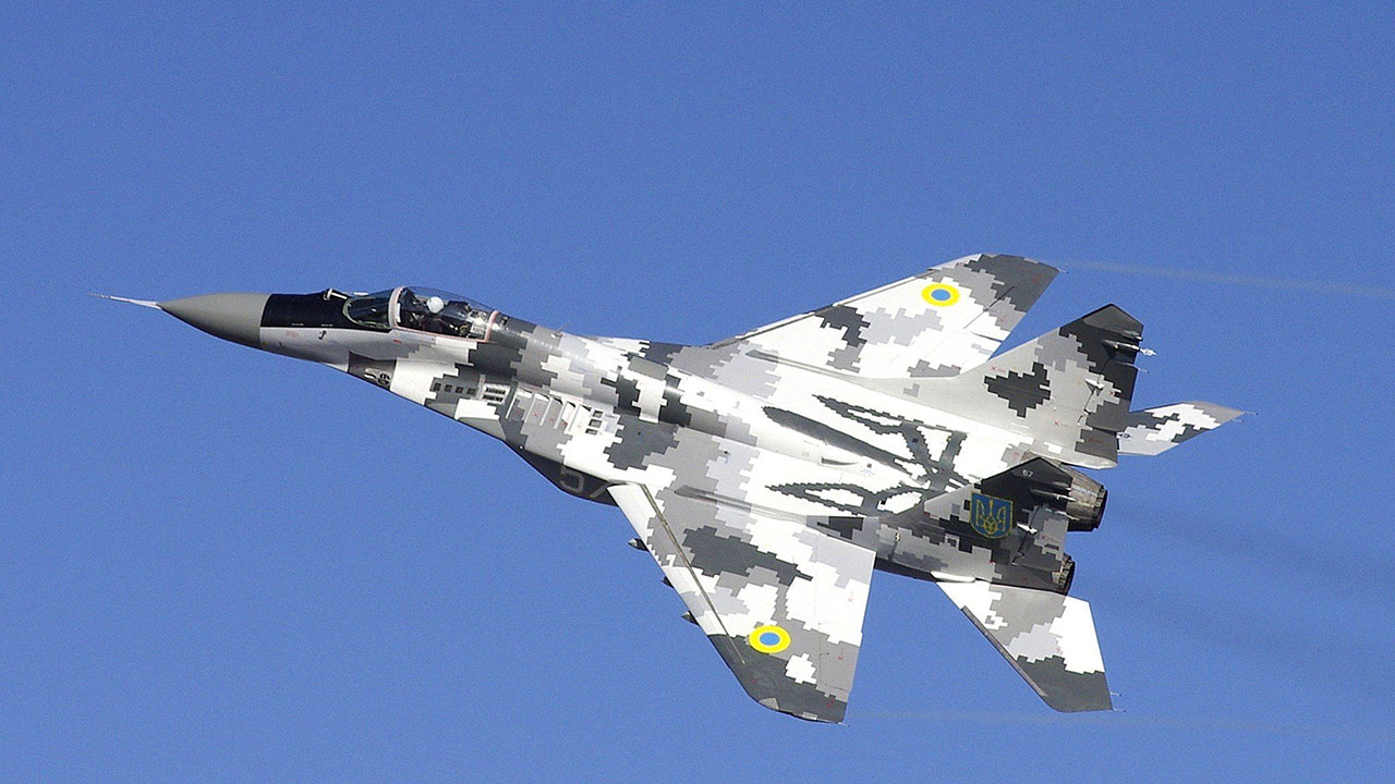 HA6518烏克蘭空軍MiG-29戰鬥機數位迷彩國徽彩繪模型